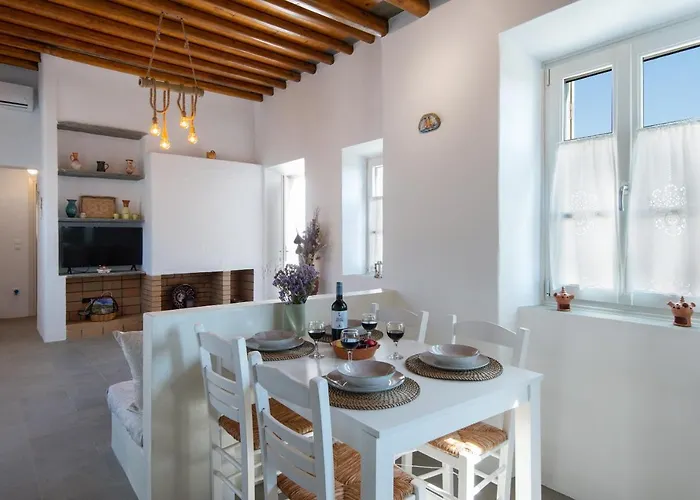 Tholos Holiday home *